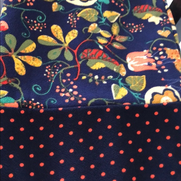 🌈Lot of 4 Beautiful Pencil Skirts🌈 - Picture 2 of 6